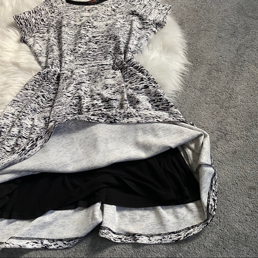 Renee C FLATTERING Black & White A-Line Dress - Picture 4 of 5